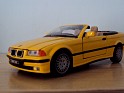 1:24 Sunnyside BMW 328I 1992 Yellow W/Black Stripes. Subida por indexqwest